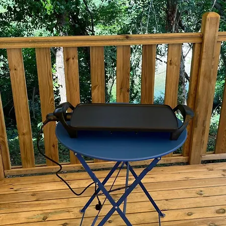 Mobil-home Au Bord De L'ardèche