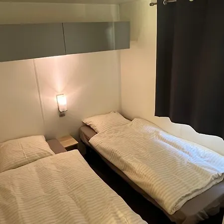 Mobil-home Au Bord De L'ardèche