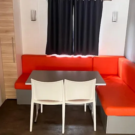 Mobil-home Au Bord De L'ardeche *