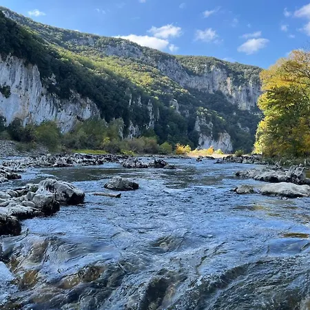 Casa vacanze Mobil-home Au Bord De L'ardèche